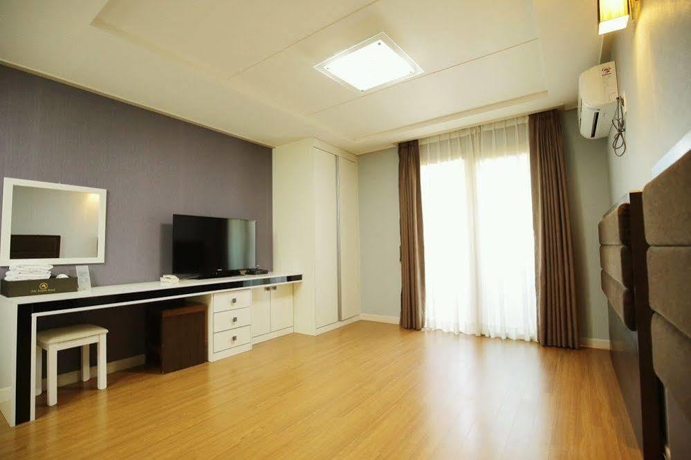 Jeju Airport Hotel Kültér fotó